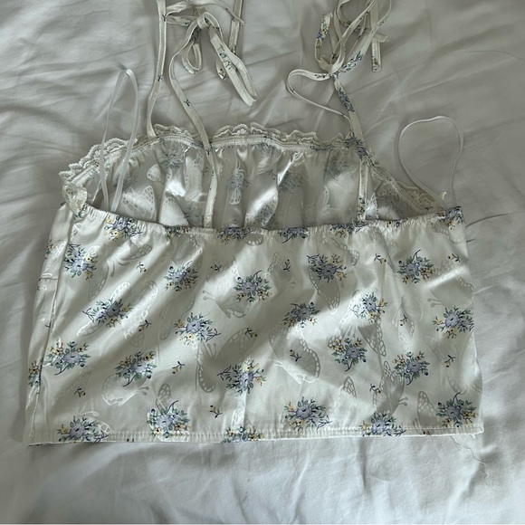 Satin Floral Tank Top - Picture 4 of 4